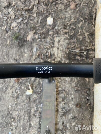 Трюковой самокат oxelo