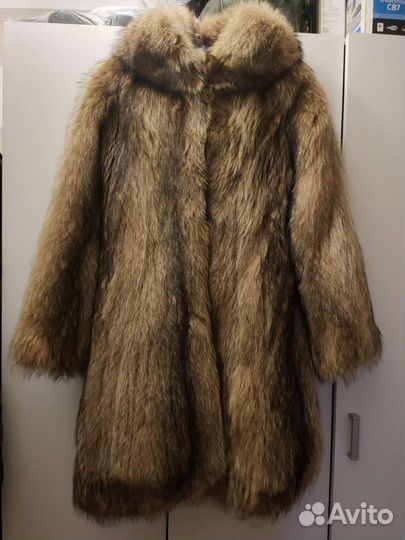 Натуральная шуба (енот)