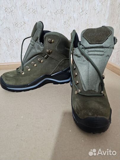 Ботинки демисезонные40