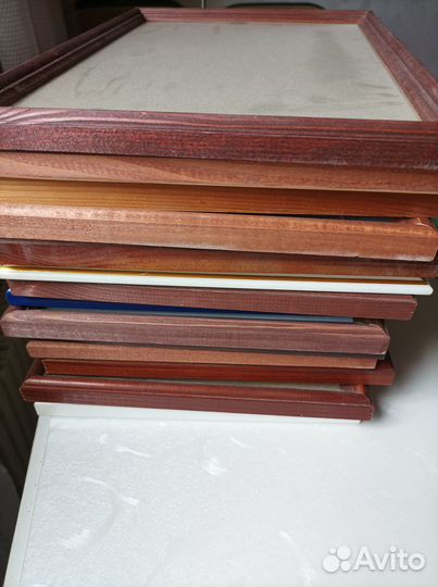 Рамки деревянные со стеклом для дипломов и фото