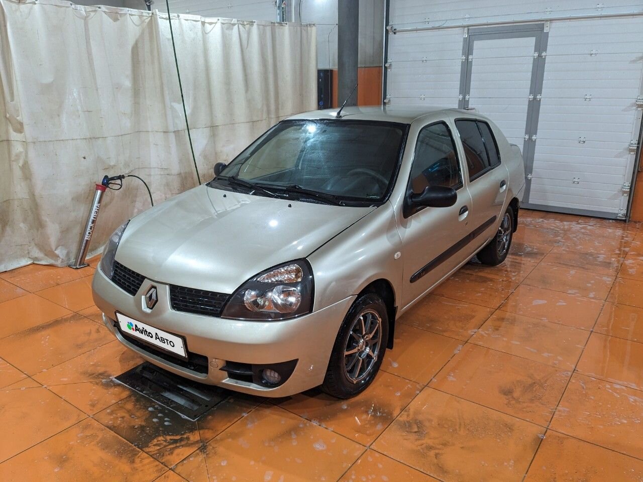 Renault Symbol: фото владельца