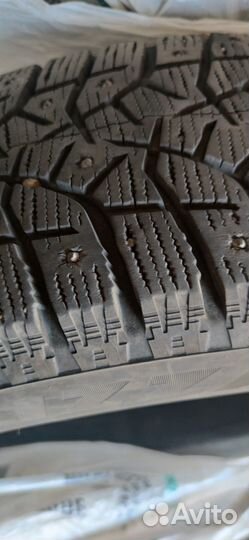 Bridgestone Blizzak Ice 215/55 R17