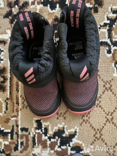Ботинки кроссовки adidas на девочку 24