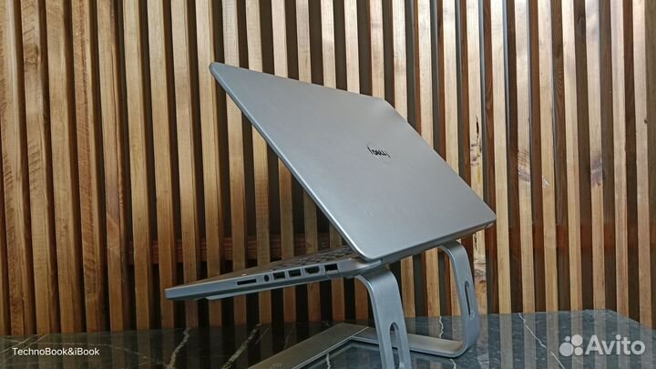 Игровой ноутбук Dell Inspiron 15