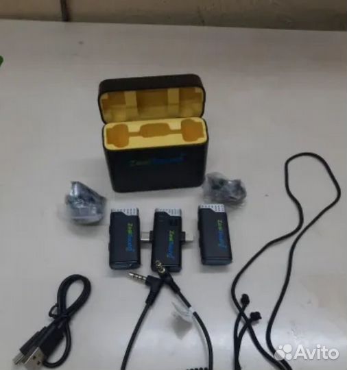 Беспроводной микрофон для интервью (репортаж)