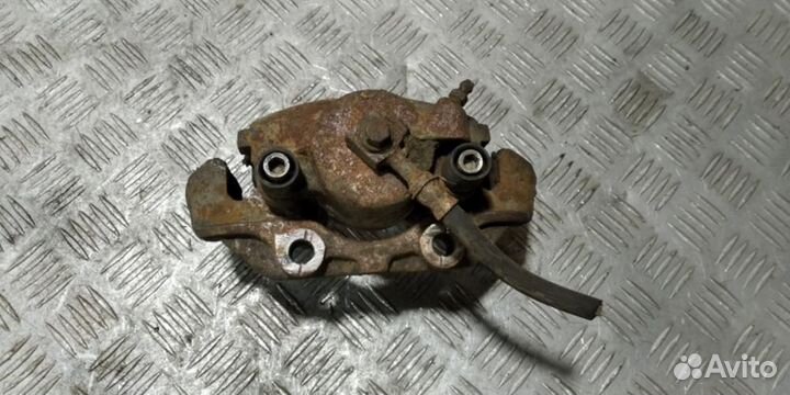 Суппорт передний правый Opel Vectra B