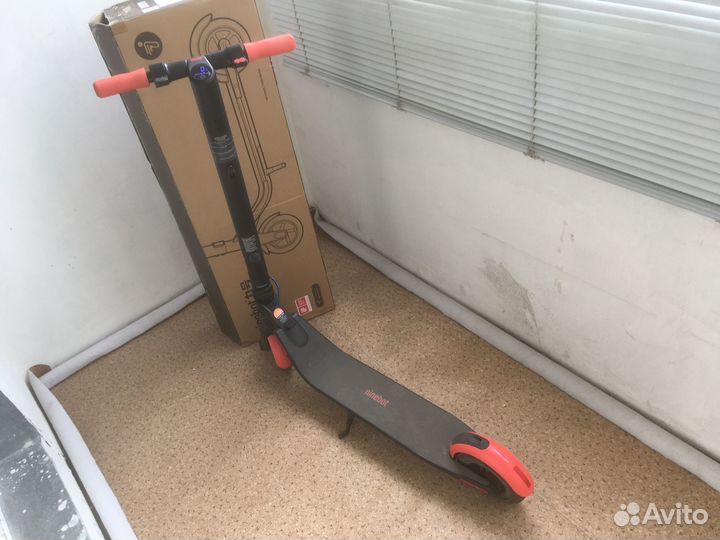 Электросамокат Ninebot KickScooter ES1L