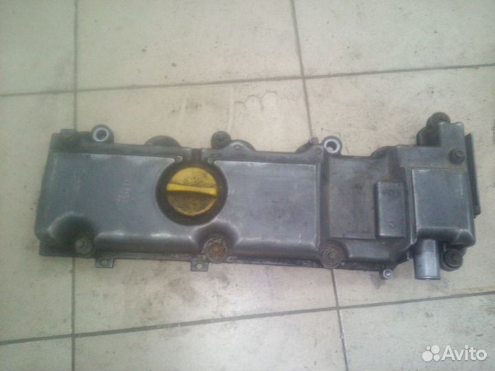 Опель 2.0,2.2 дизель крышка клапанов