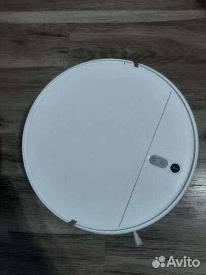 Робот пылесос