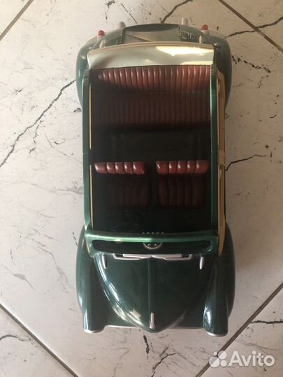 Машинка Sylvanian Families