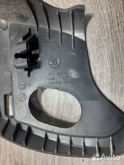 Накладка зеркала на дверь для Skoda Octavia A7