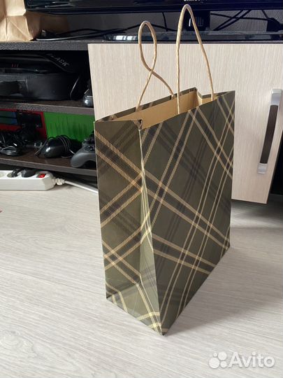 Подарочные пакеты, открытки, упаковка