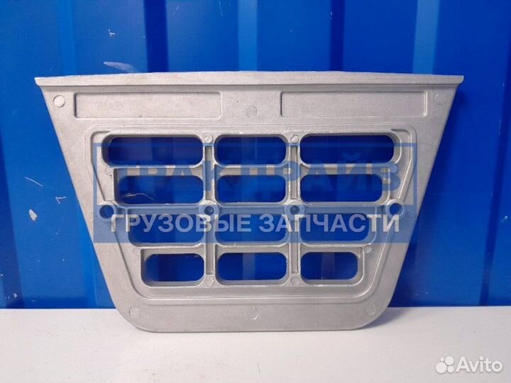 Решетка подножки DAF XF95 XF105