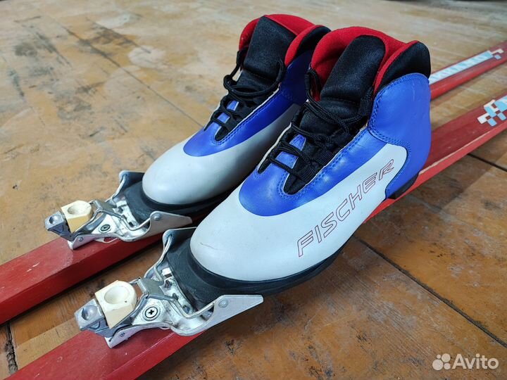 Ботинки Fischer 40 р новые лыжные + лыжи беговые