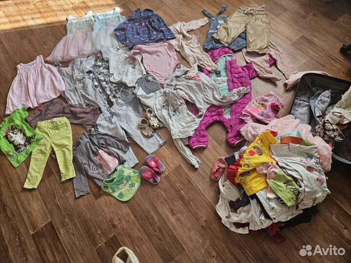 Детские вещи с рождением до года