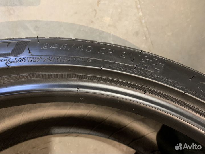 Michelin Pilot Sport 4 S 245/40 R21 100Y