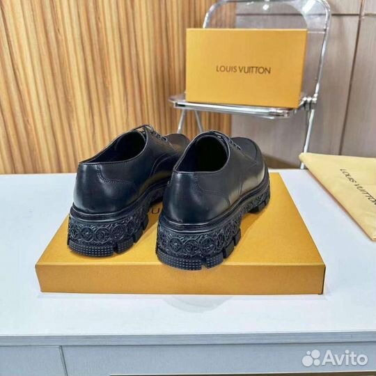 Лоферы Louis Vuitton для повседневных образов