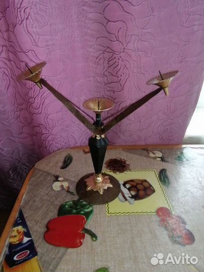 Подсвечник