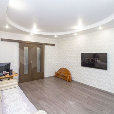 4-к. квартира, 78 м², 2/5 эт.