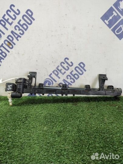 Топливная рампа Ford Focus 2 седан 1.6 hwdb 2007