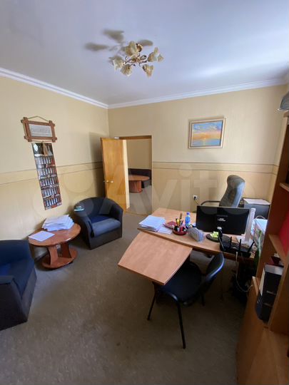 4-к. квартира, 73,5 м², 1/2 эт.