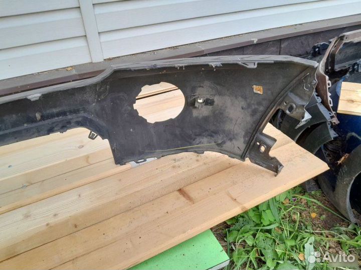 Бампер передний Land Rover Discovery 4