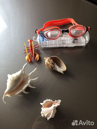 Очки для подводного плаванич