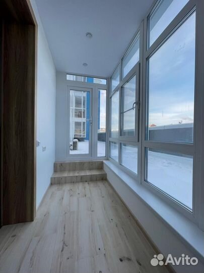 Остекление и отделка балконов