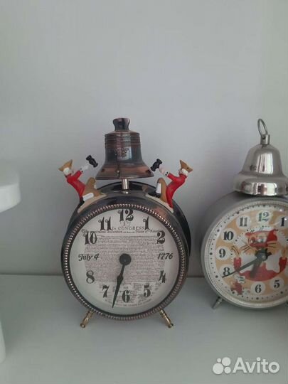 Будильник механический Янтарь СССР