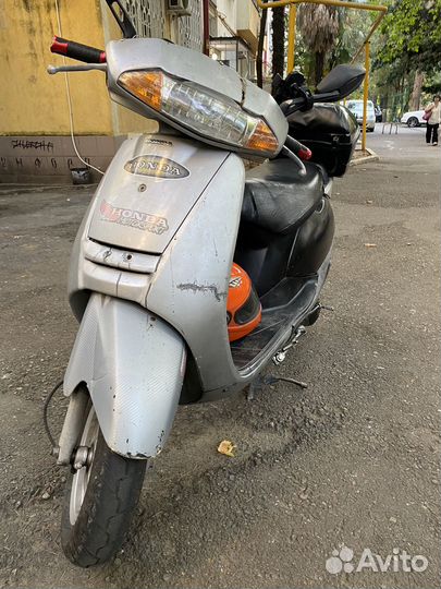Honda leed af 48