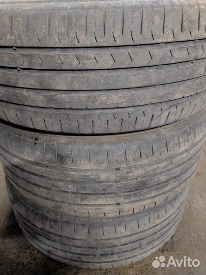 Continental ContiPremiumContact 5 215/55 R17