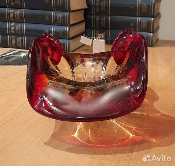 Ваза конфетница, стекло, гутная техника