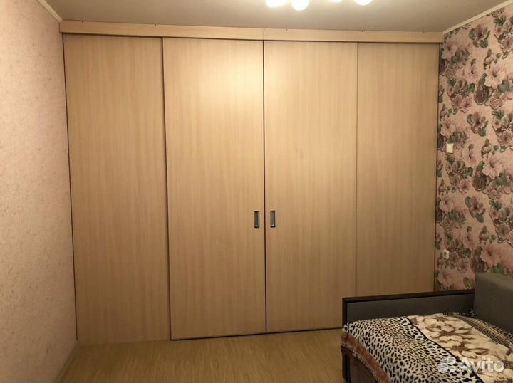 Межкомнатные двери купе