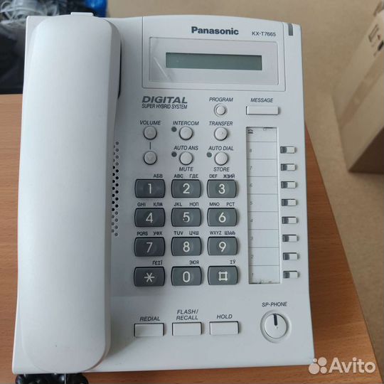 Телефон Panasonic kx-t7665