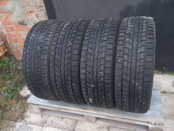 Dunlop SP Winter Ice 01 225/65 R17 E