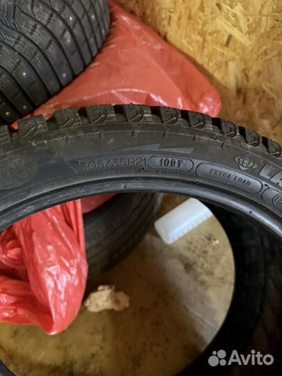 Michelin Latitude X-Ice North 275/40 R21 и 305/35 R21 105