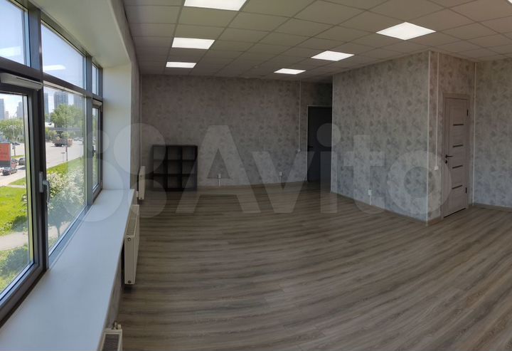 Офис с горячей и холодной водой, 55 м²
