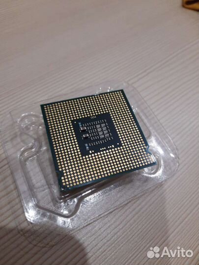 IntelPentium E5700