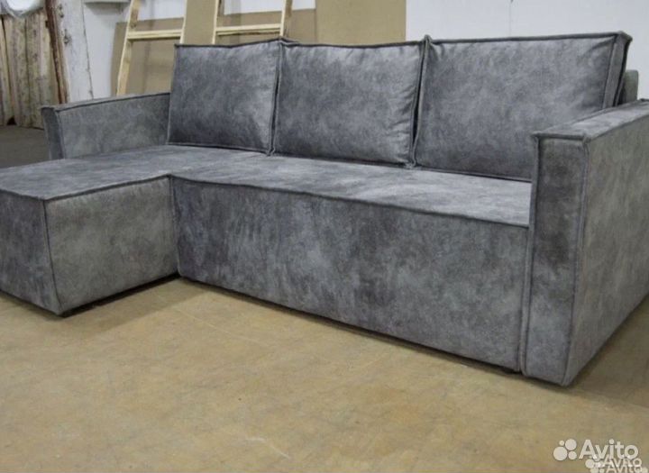 Угловой диван лофт