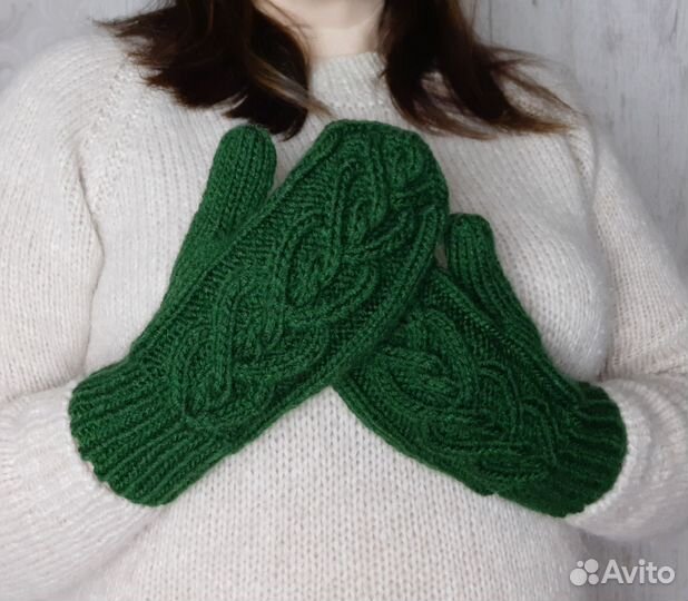 Варежки зимние женские