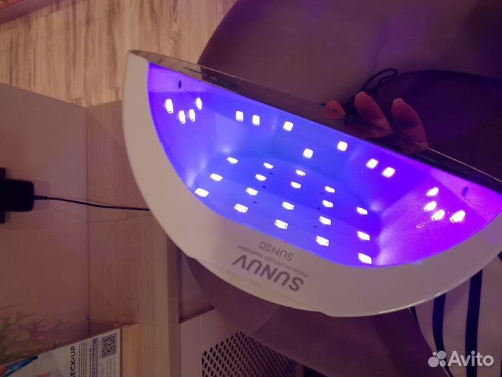 Уф лампа для ногтей