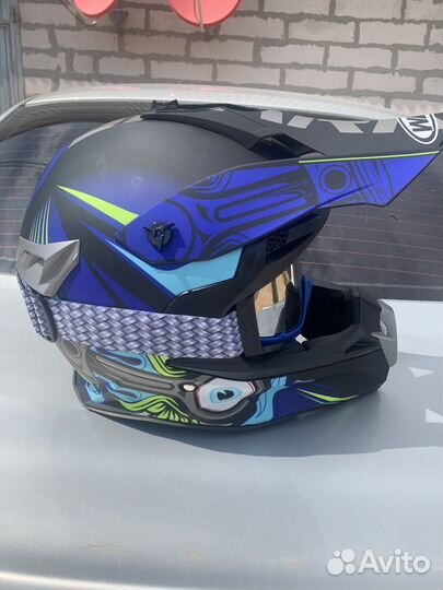 Кросовый шлем