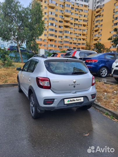 Renault Sandero Stepway 1.6 AT, 2016, 64 000 км