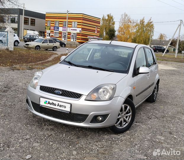 Ford Fiesta 1.6 МТ, 2006, 211 800 км