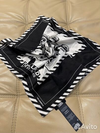 Karl lagerfeld платок