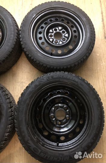 Диски R16 5x114.3 dia 67.1 на зиме 205/55