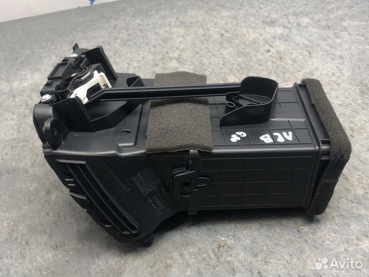 Дефлектор левый Genesis 2