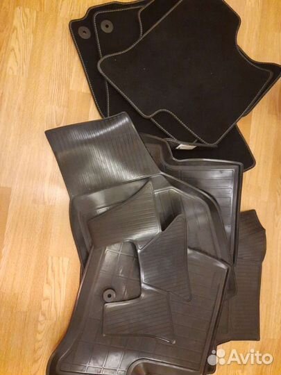 Автомобильные коврики резиновые