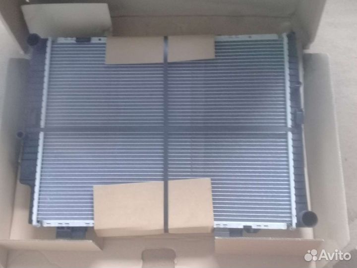 Вналичи на мерседес 210 рестайл радиатор и интерку