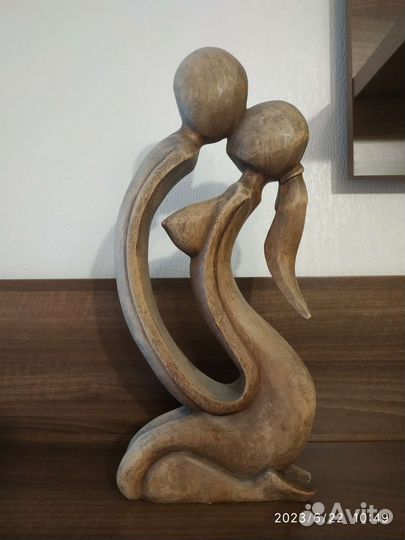 Статуэтки сувениры